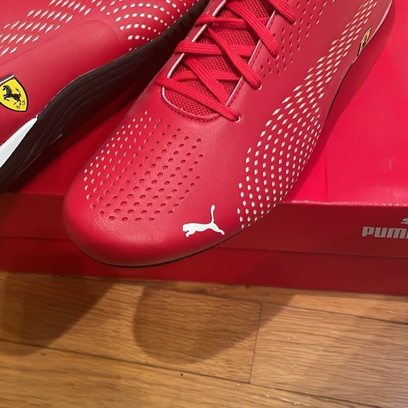 Men’s Puma Red Ferrari sneakers - Picture 3 of 9